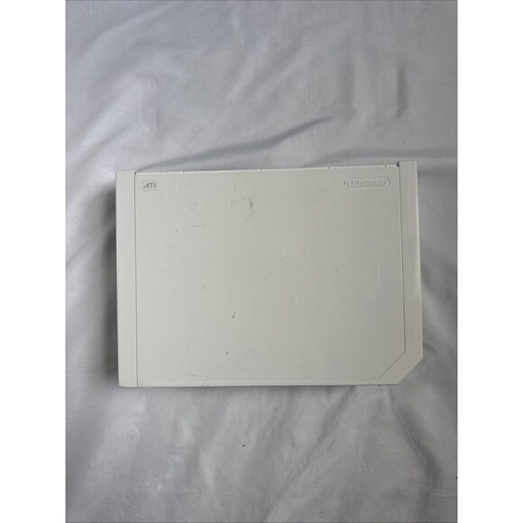 Nintendo Wii‎ Console White 2006 RVL-001 For Parts - Picture 1 of 8